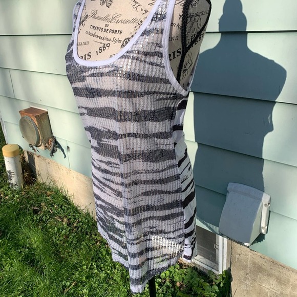 Guess white and black Zebra Print see through sequin thick strap Tank top - Picture 6 of 9